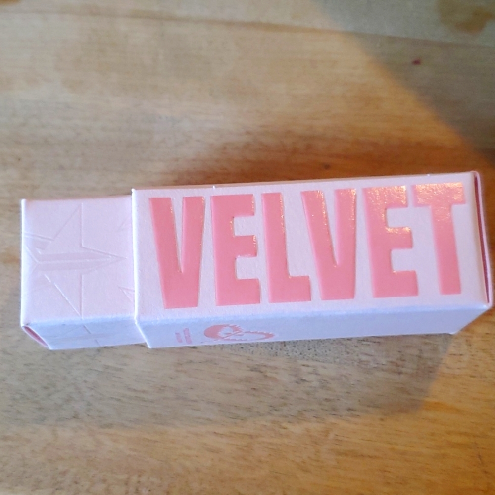 JSC velvet trap lip in nudist colony